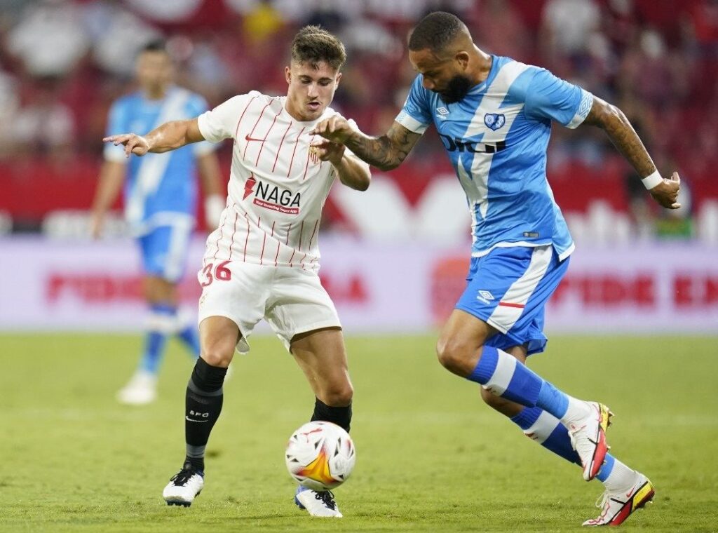 Iván Romero en su debut con el Sevilla en 1ª División. Foto Sevilla FC