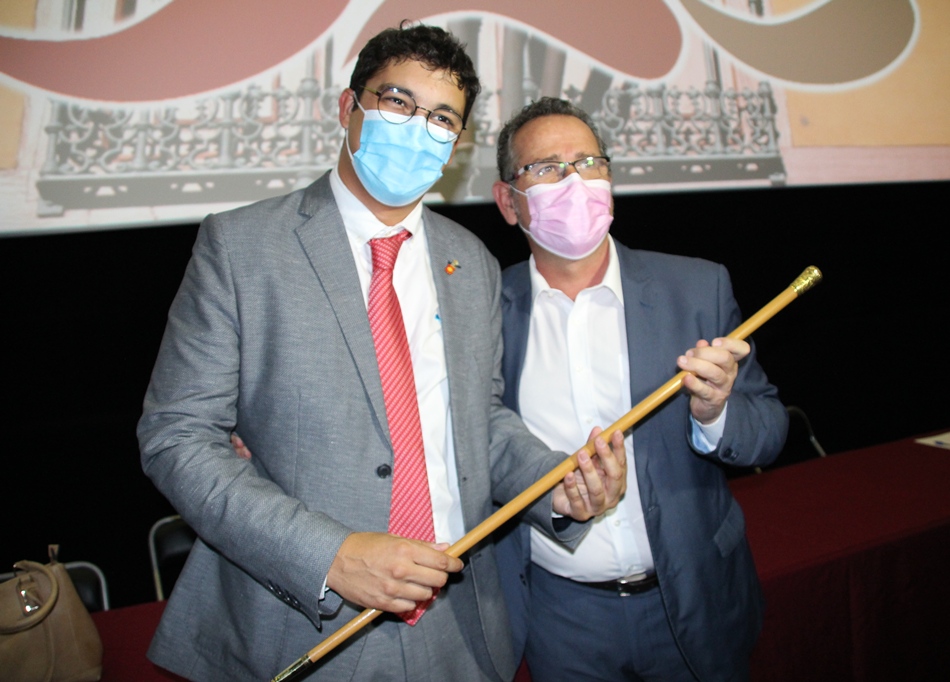 Entrega de bastón