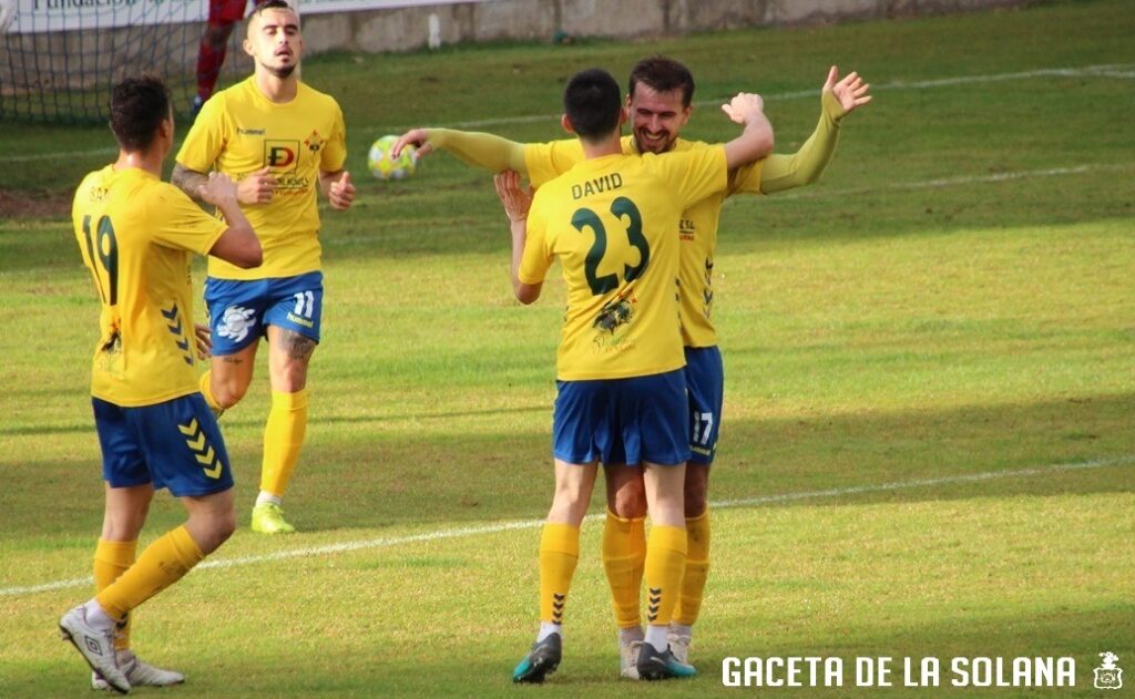 La conexión David Sevilla-Luque funcionó en el primer gol