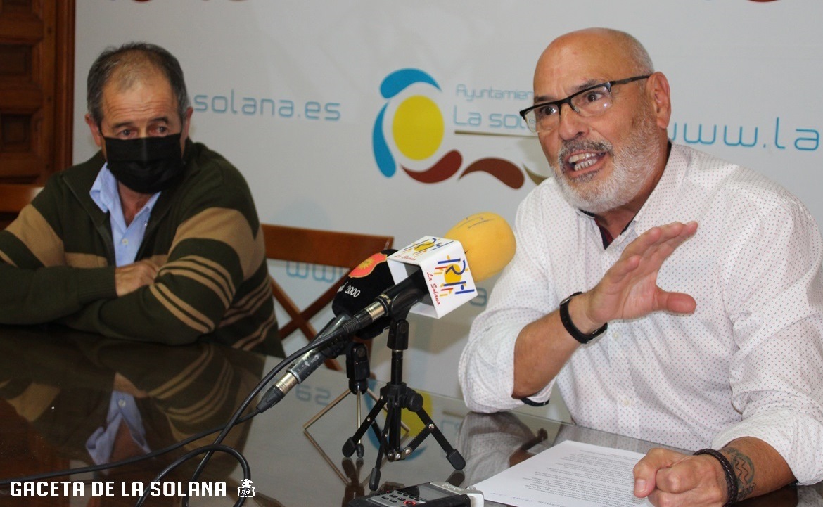 Luis Romero y Ramón León en la presentación de la muestra