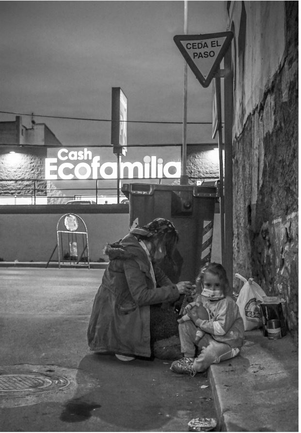 Alimentos Premio1 - Tan cerca tan lejos reducido