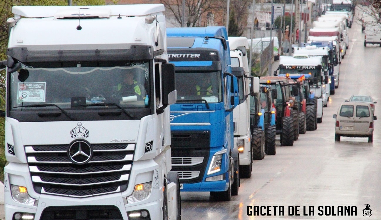 Muchos tractores se unieron a la marcha