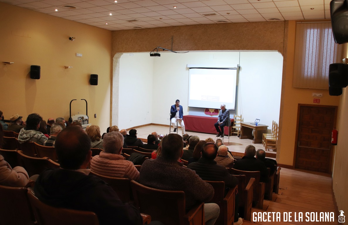 Gran afluencia de público en la primera actividad del ciclo
