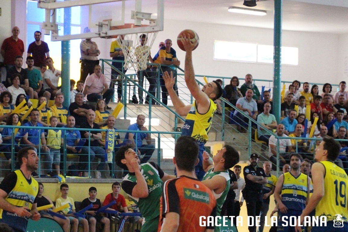 Mario entra a canasta