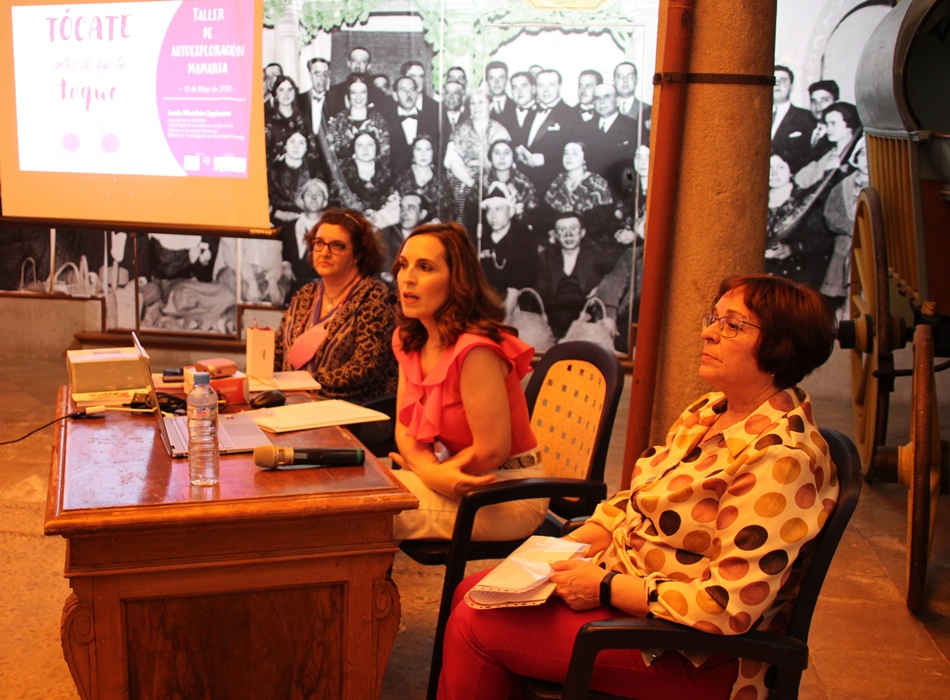 Taller autoexploración mamaria