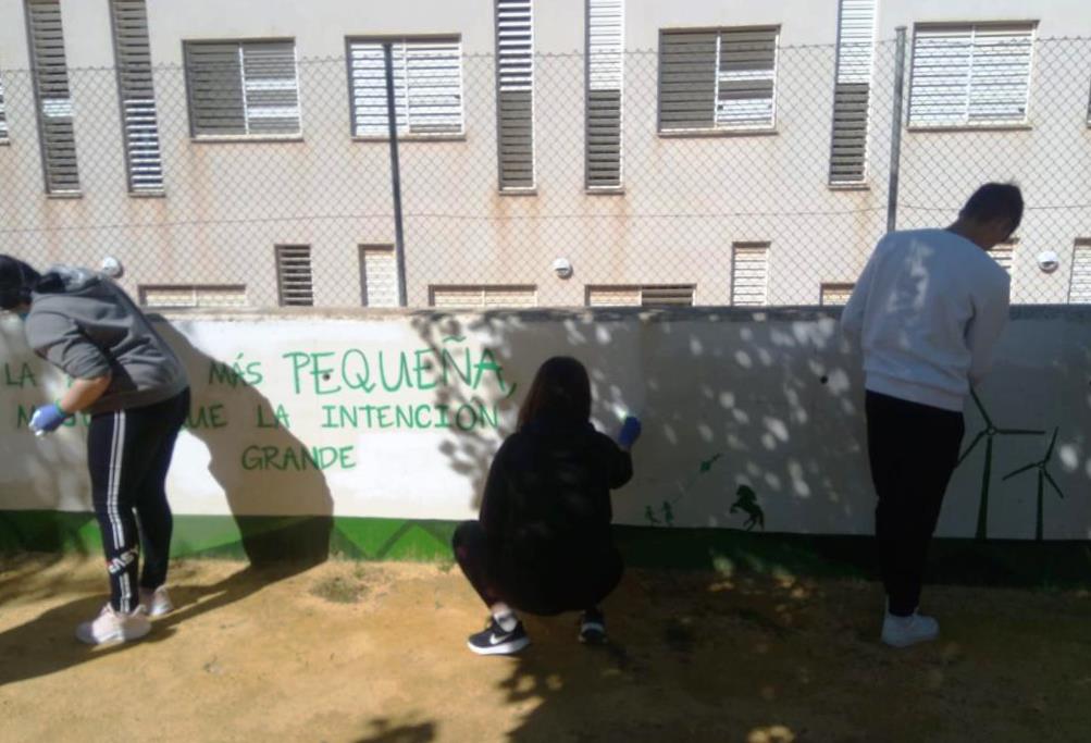 -Alumnos - Mural IES Clara Campoamor - Empu-g