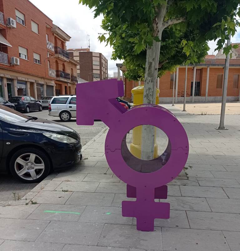 Campaña Recíclate papelera-2