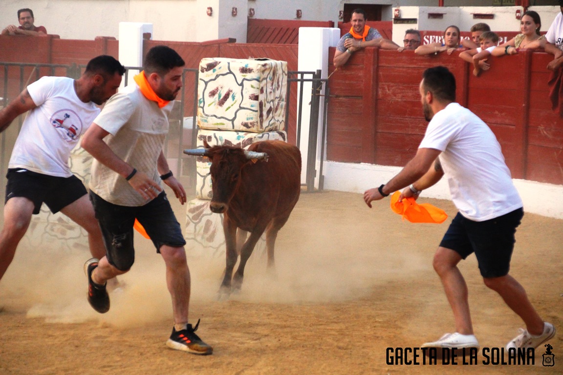 -Momento de una prueba con vaquilla