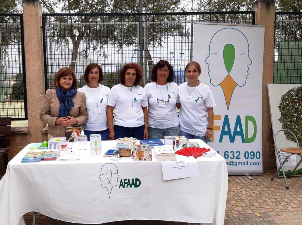 -AFAAD socias y directivas durante la cuestación