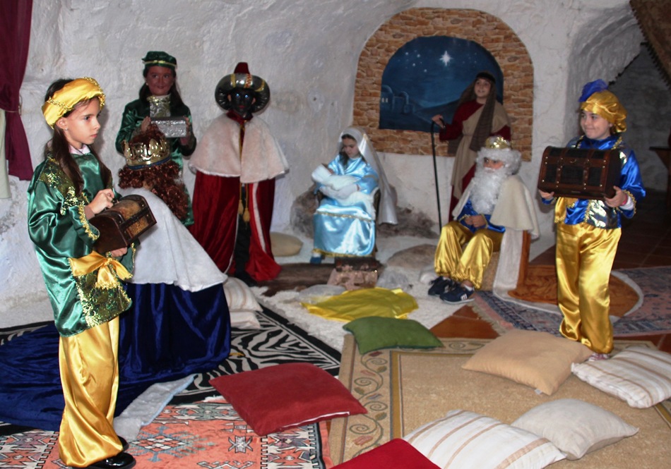 Escena de la adoración de los Reyes Magos