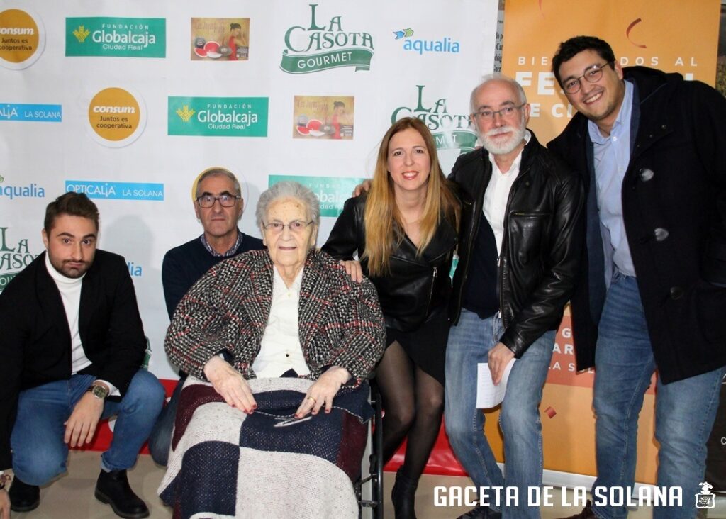 -Facunda y Juana Torrijos en la presentación de los cortos solaneros