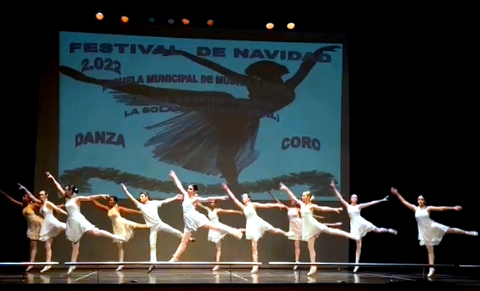 foto escuela danza -IMG-20221222-WA0019