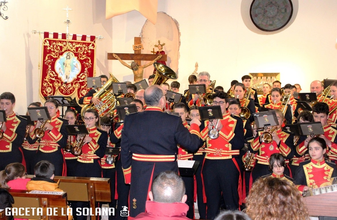 -Banda de San Sebastián en plena actuación