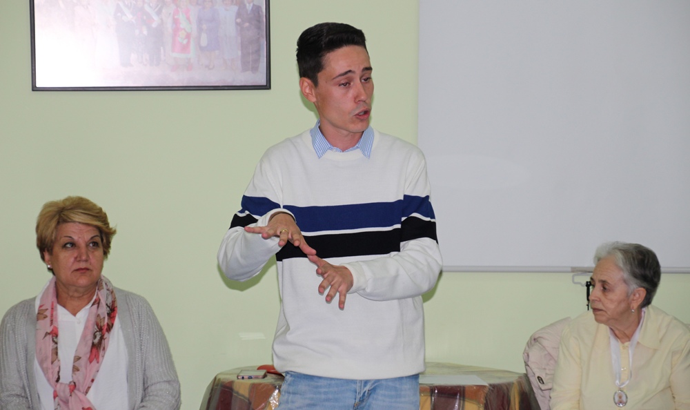 A Mujeres Luis Miguel Montalvo