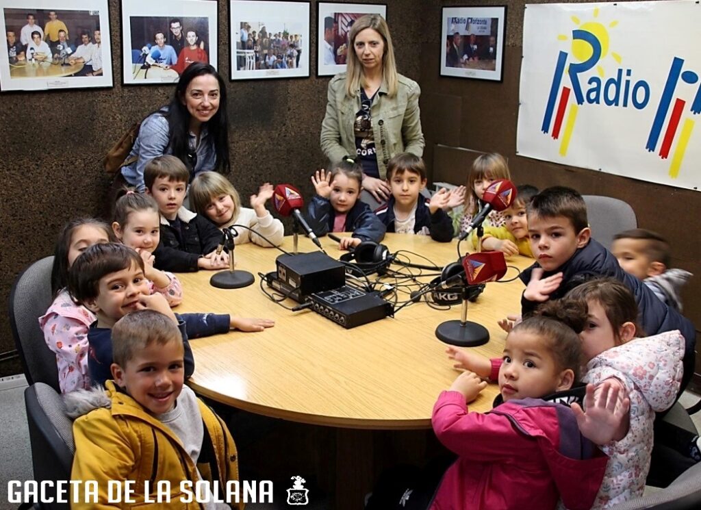 -Visita-niños-radio