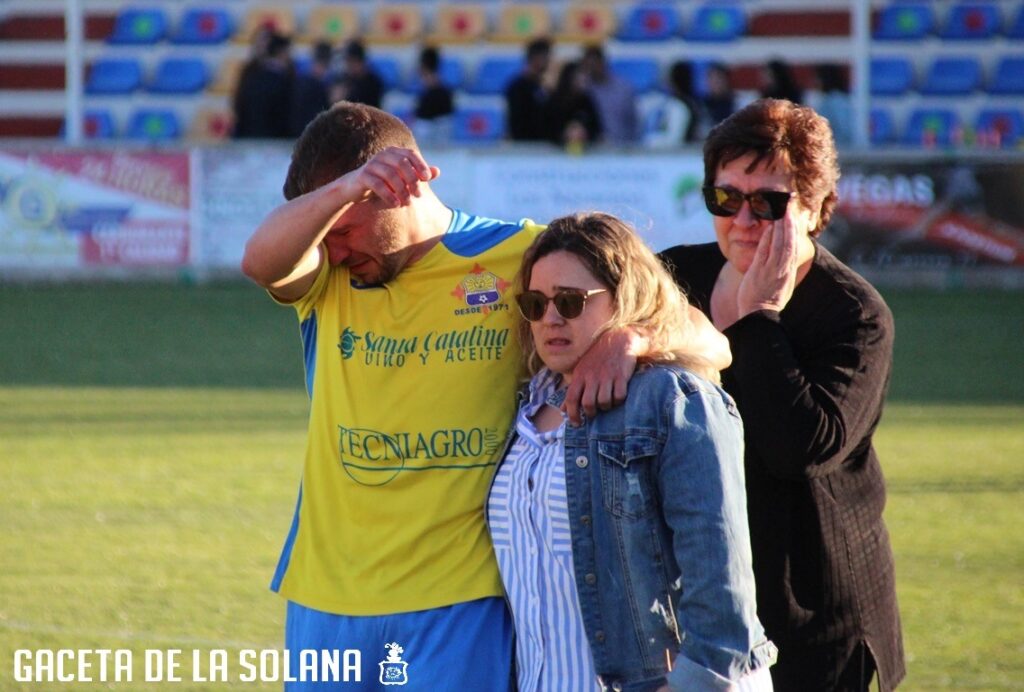 -Las lágrimas de Juli reflejaban el momento tras empatar con el Tarancón