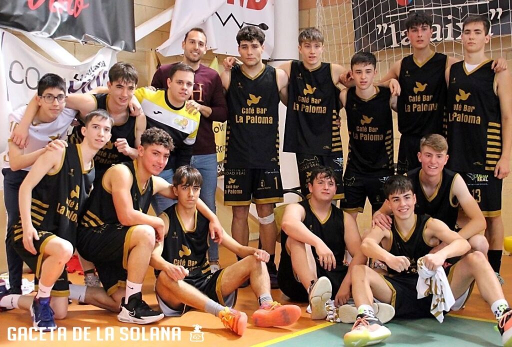 -CB junior equipo