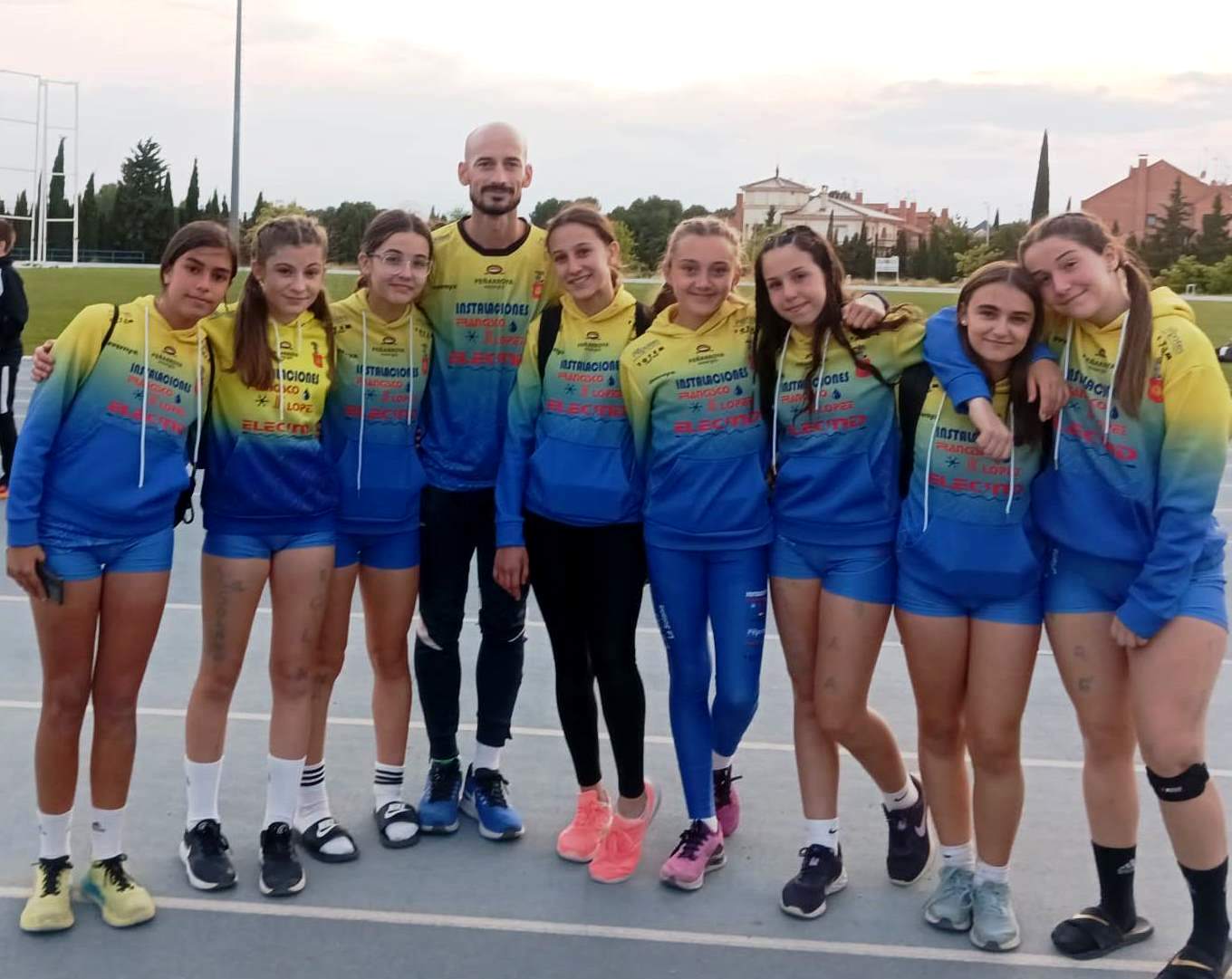 foto atletismo equipo sub 14 -Equipo atletismo