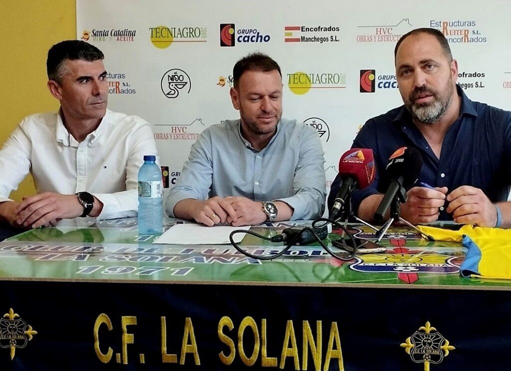 -Rueda de prensa de presentación de Armindo
