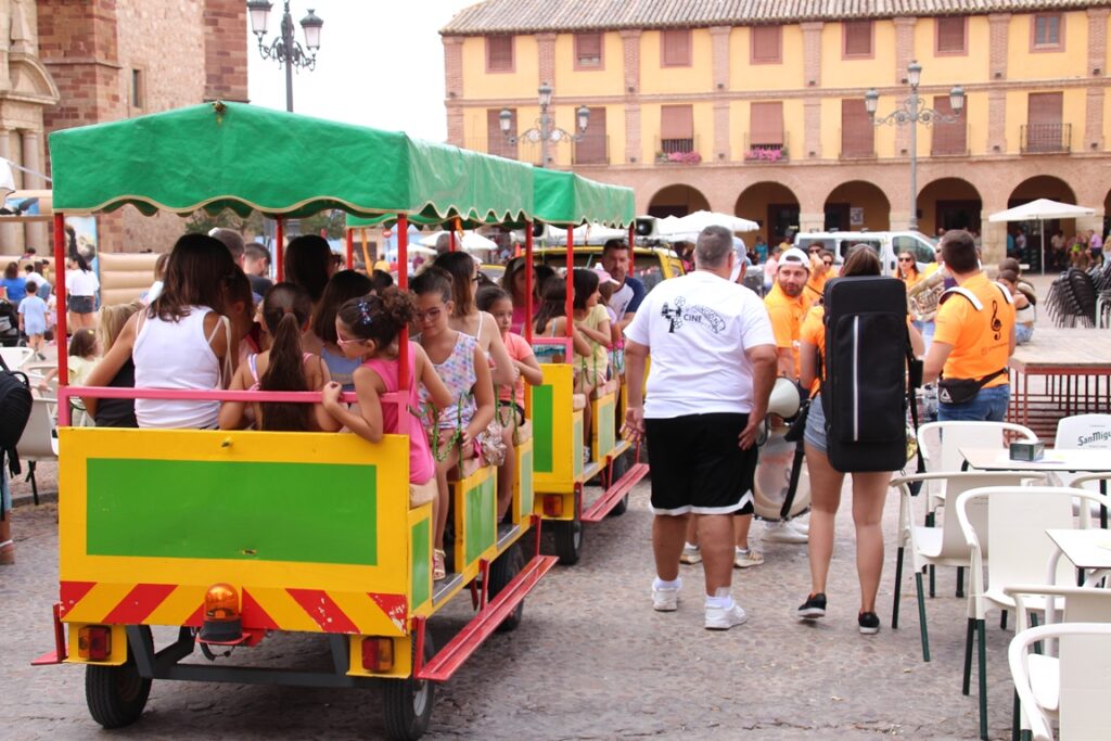Trenecillo durante la celebración de San Bartolo