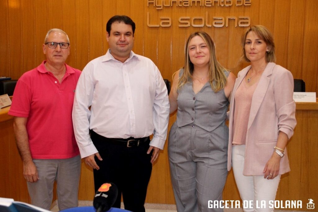 -aToma-posesión-secretaria-e-interventor-todos