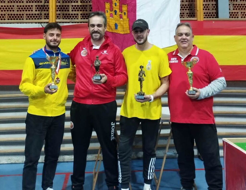 -Fútbol-chapas Pedro Sevilla
