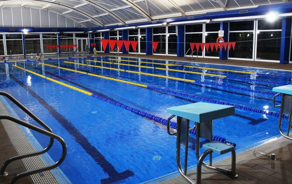 -La piscina climatizada vuelve a estar en uso