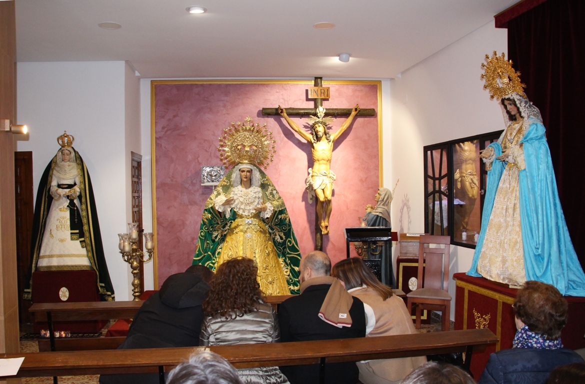 -Interior de la ermita