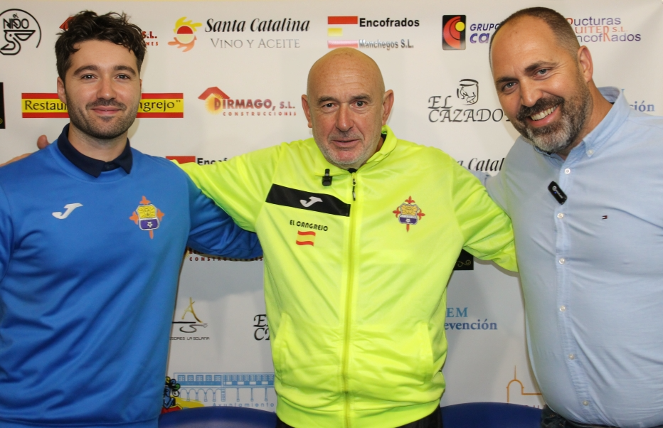 -José Antonio Fernandez con su ayudante Vicente Martín-Albo y el presidente Julián Martín-Zarco-