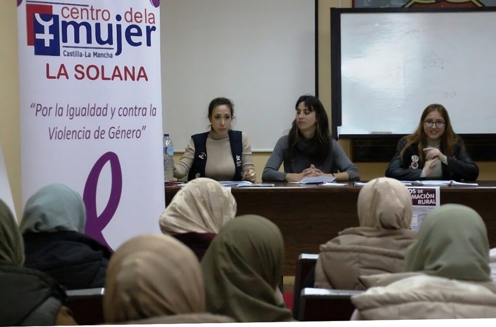 -Charla proyecto mujeres inmigrantes