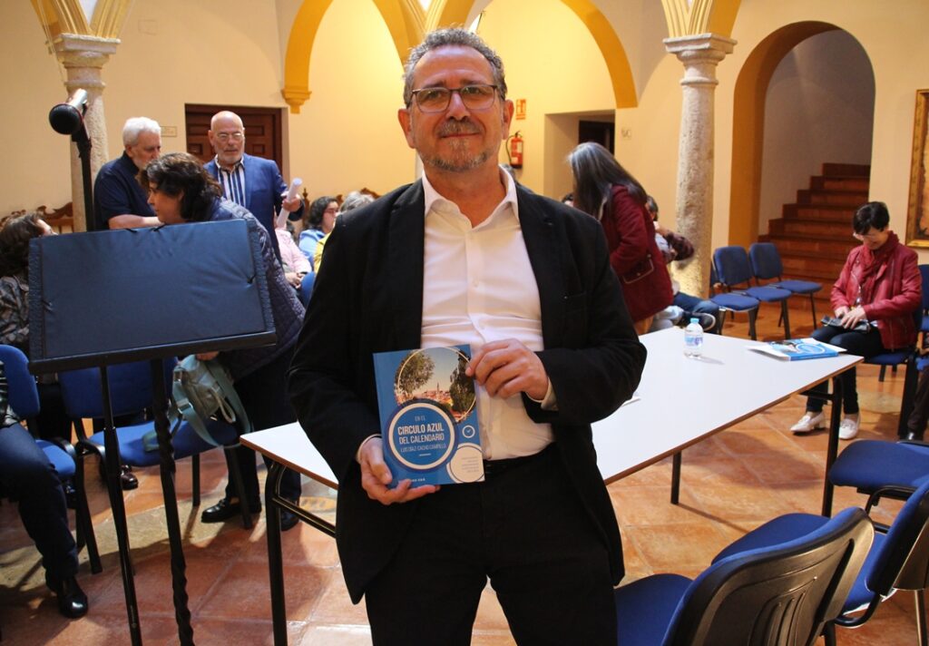 - Libro Luís Díaz-Cacho