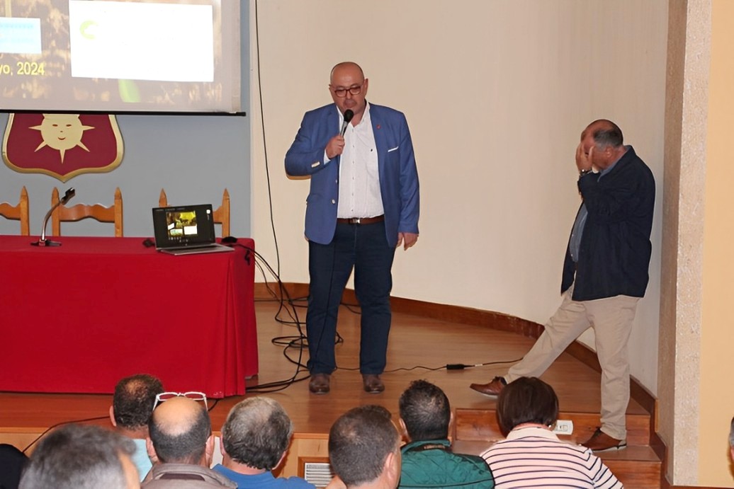 -Charla-