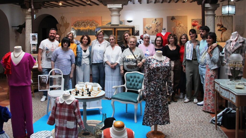 Exposición UP todos