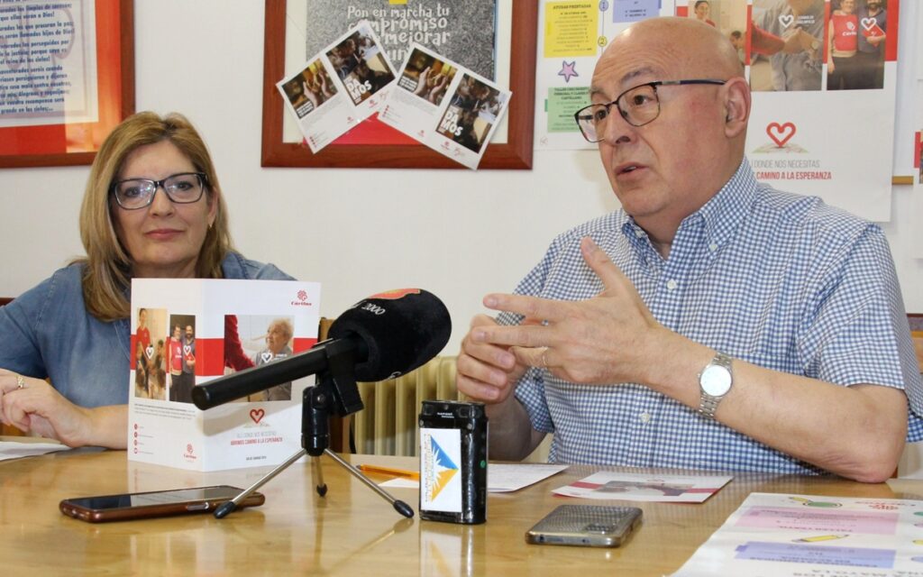-Los responsables de Cáritas en la rueda de prensa