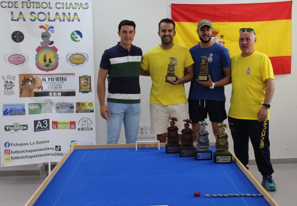 - Open Fútbol-Chapas campeones dobles