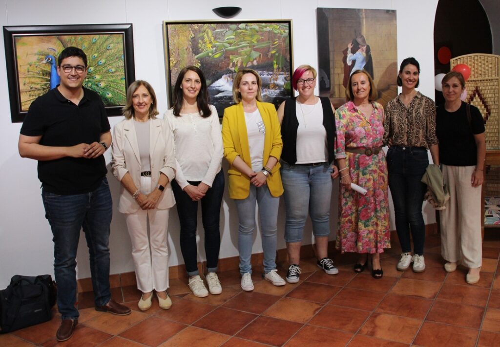 - Nueva expo UP autoridades