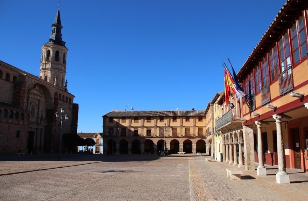 -Plaza Mayor