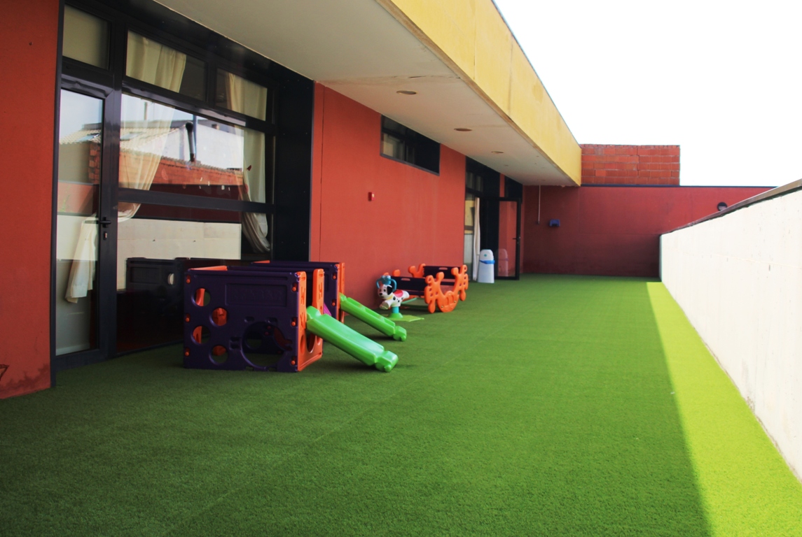 -Aspecto del otro patio exterior