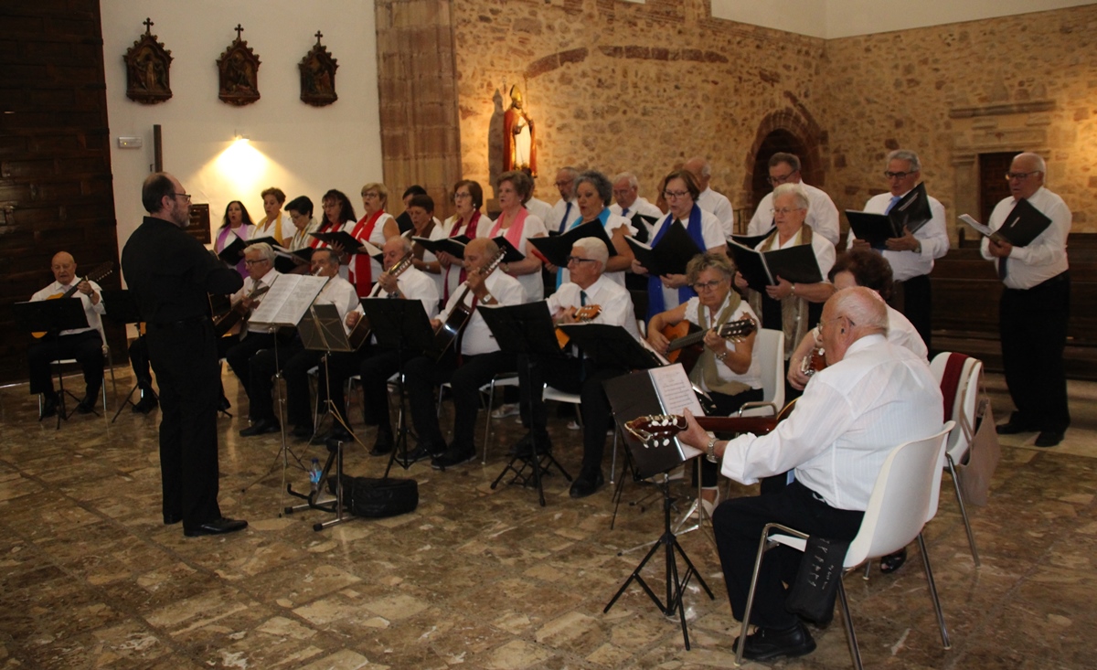 Caravana Coro Centro Mayores-1B