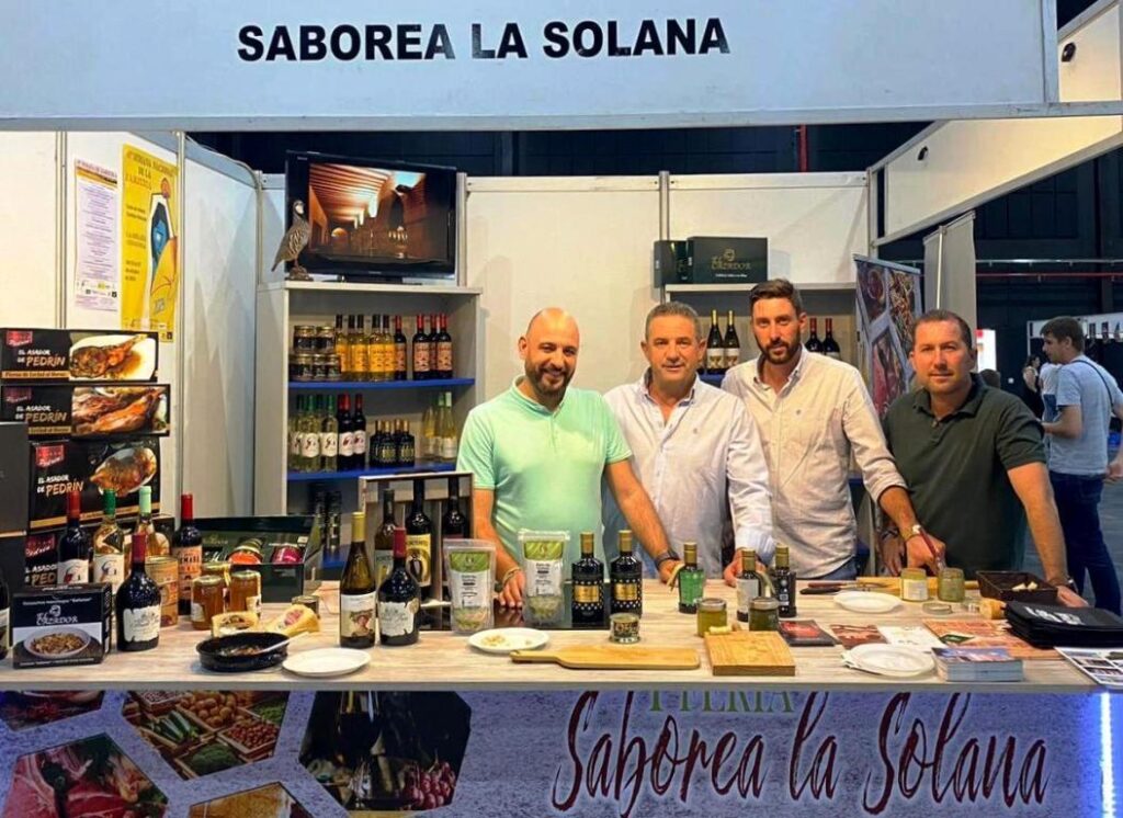 -El concejal de Promoción Económica junto a varios empresarios solaneros