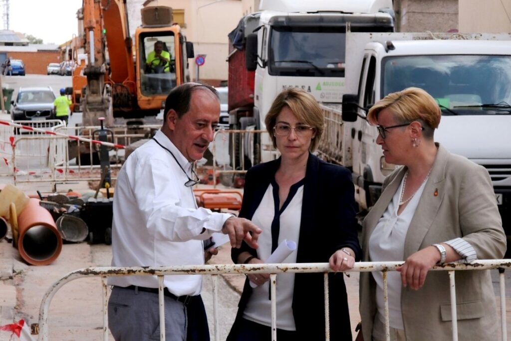 -La alcaldesa visita las obras en la calle Severo Ochoa