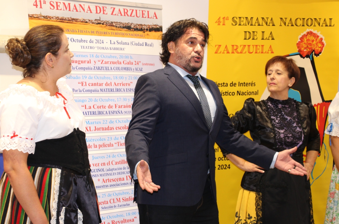 - Zarzuela Madrid Antonio Torres