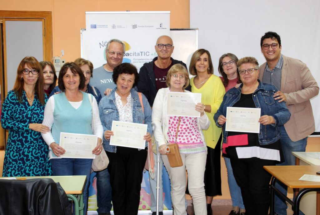 -Alumnos que han terminado el curso durante la clausura1