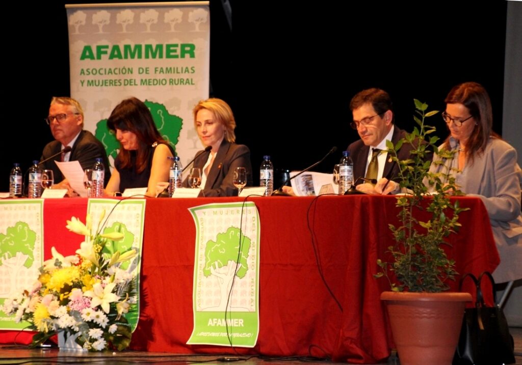 -Mesa de autoridades1