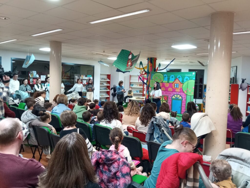 FOTO TALLER DE INGLÉS NOV.2024