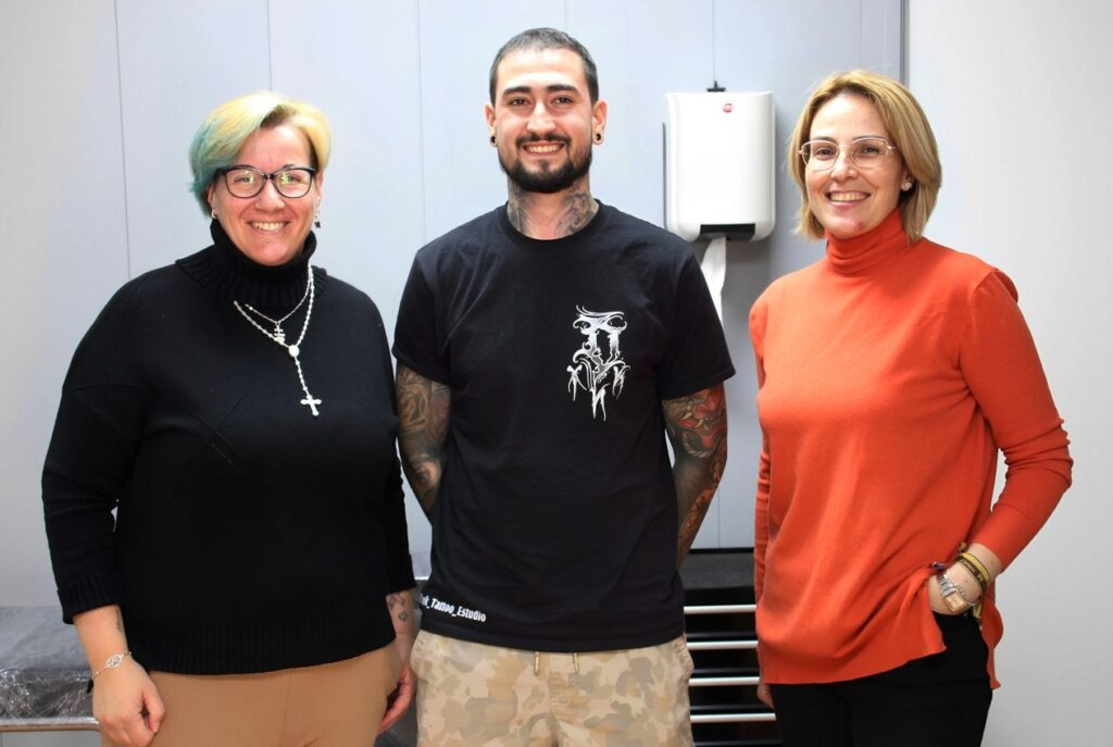 -La alcaldesa asistió a la apertura del nuevo local