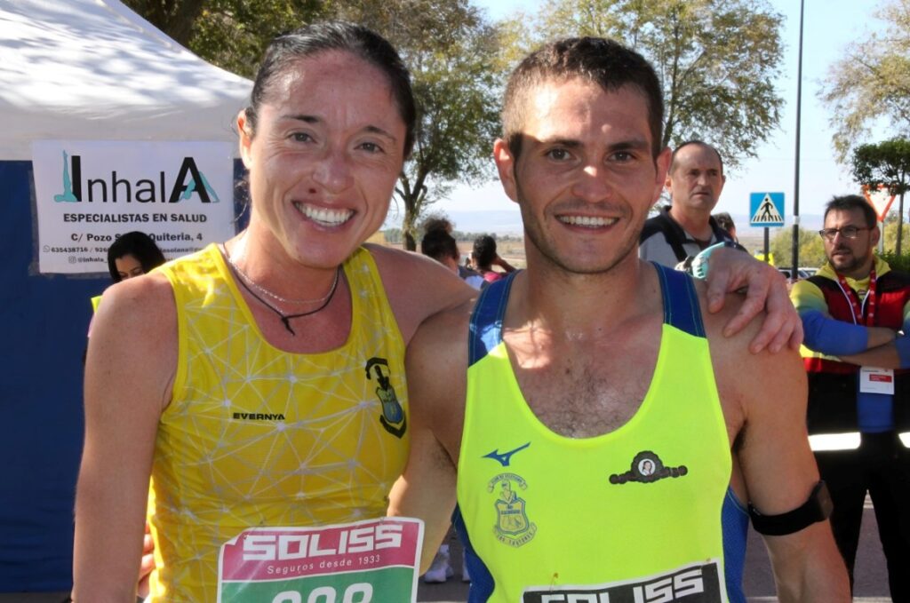 -Rosario García-Cervigón y Francisco Serrano