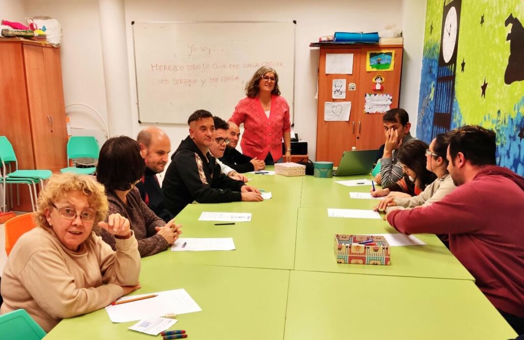 - Taller voluntarios RETO