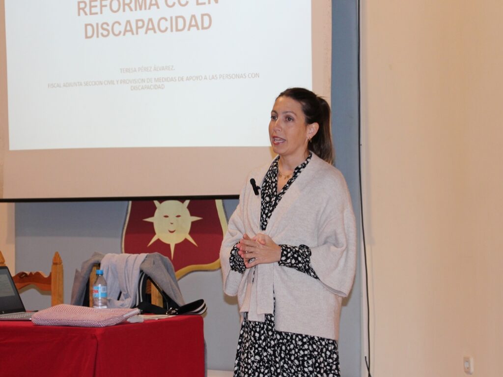 - Charla Discapacidad