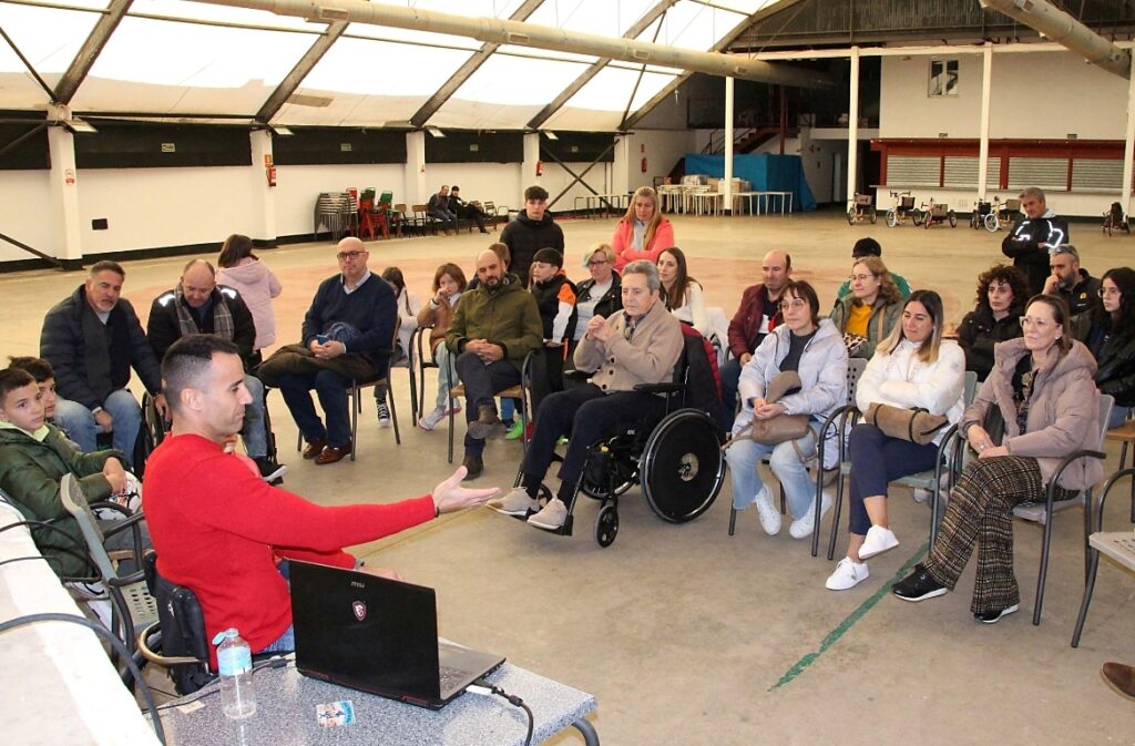 -Kiko Pancho durante su charla-